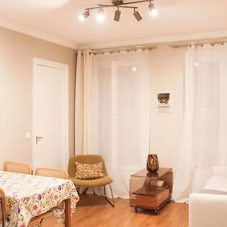 Sunny Renovated In The Heart Of Apartment Paris